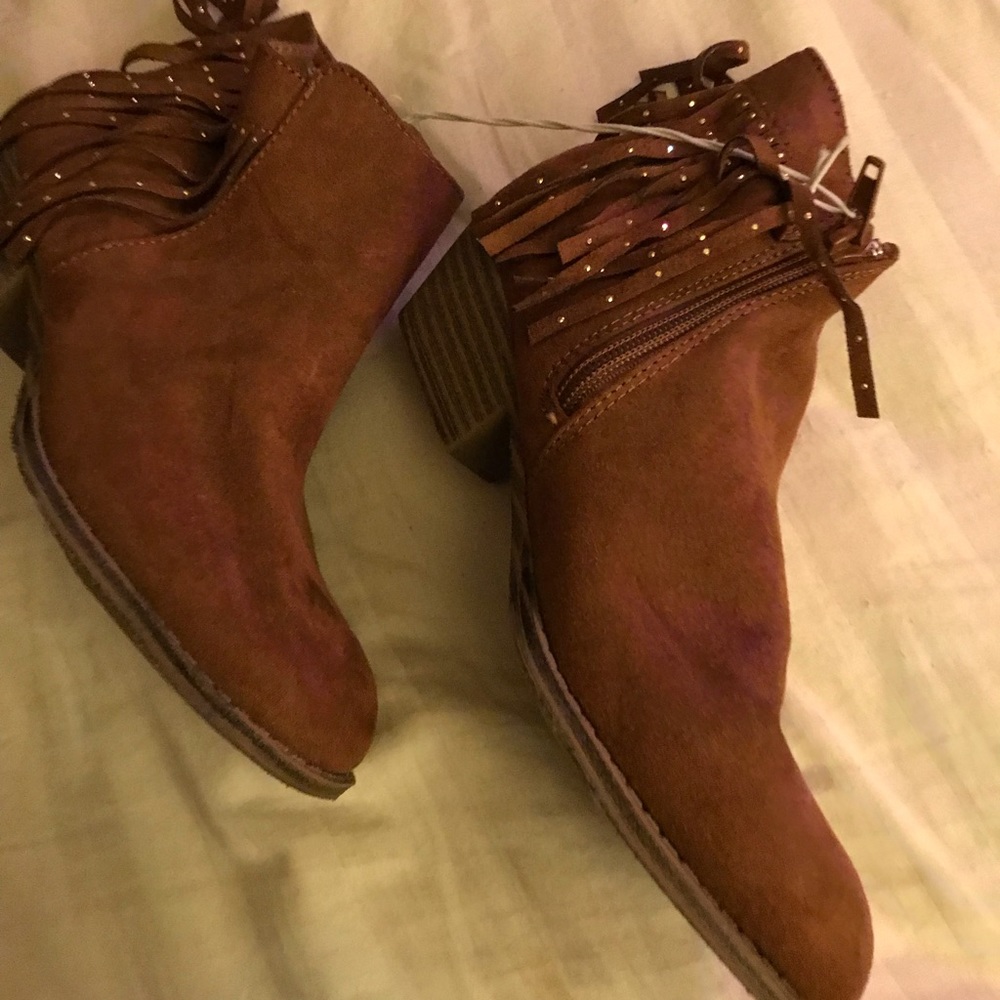 Child’s Boots